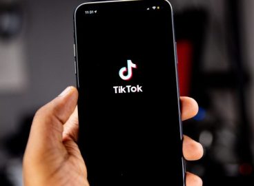 TikTok interzice #SkinnyTok la nivel mondial – dar Franța, nu Bruxelles-ul, a făcut acest lucru posibil