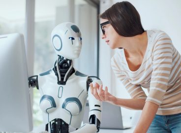 Artificial intelligence in newsrooms: lifeline or threat to democracy?