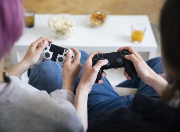 Place yourself in other people’s polygonal shoes