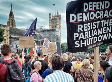 Global autocratisation and increasing dissatisfaction with institutions: Are young people losing faith in democracy?