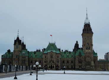 Het Canadese establishment: hoe elitenetwerken de democratische macht vormgeven