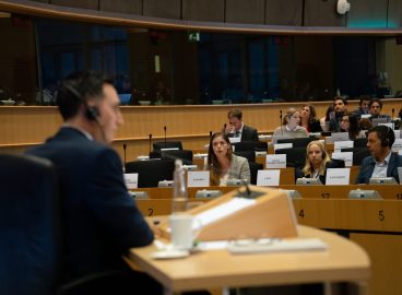 Echitate intergenerațională: Poate UE să își respecte promisiunile față de următoarea generație?